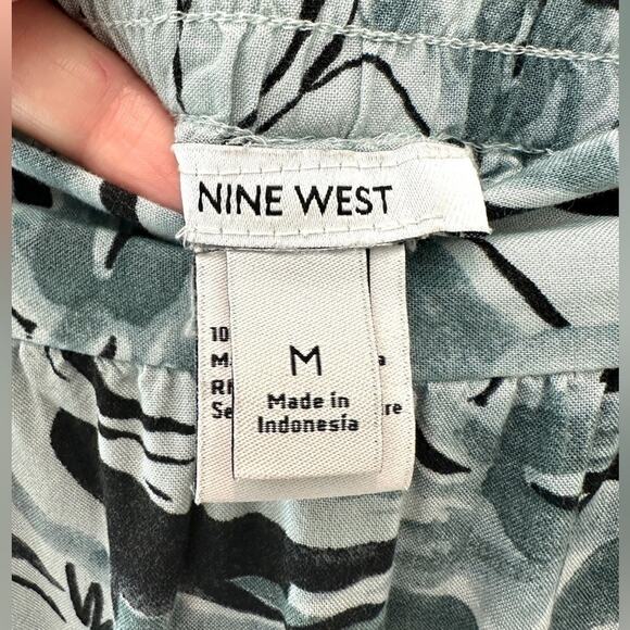 NINE WEST | Blue Black Floral Abstract Midi Skirt | Size Medium - Picture 5 of 7